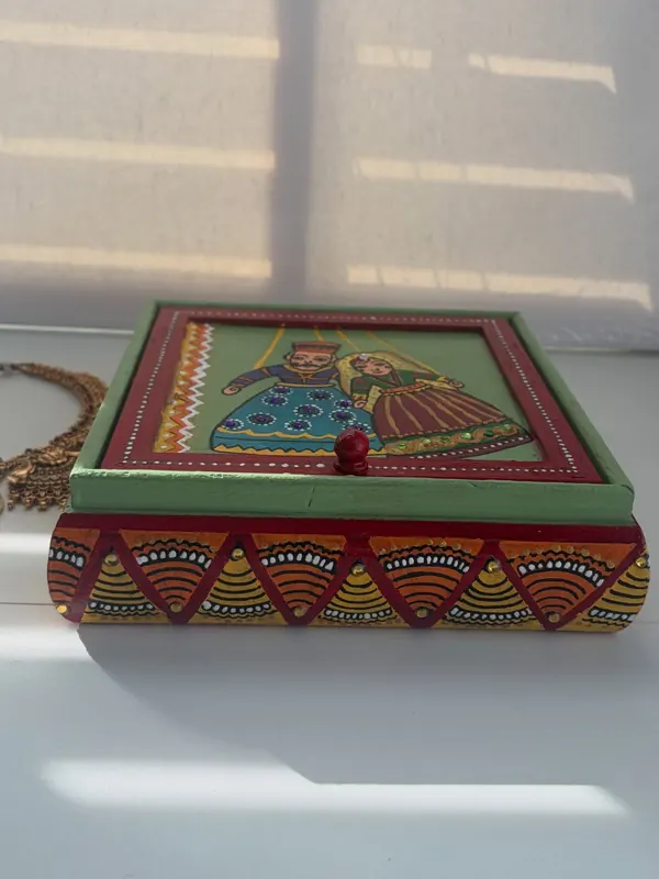 Box 005