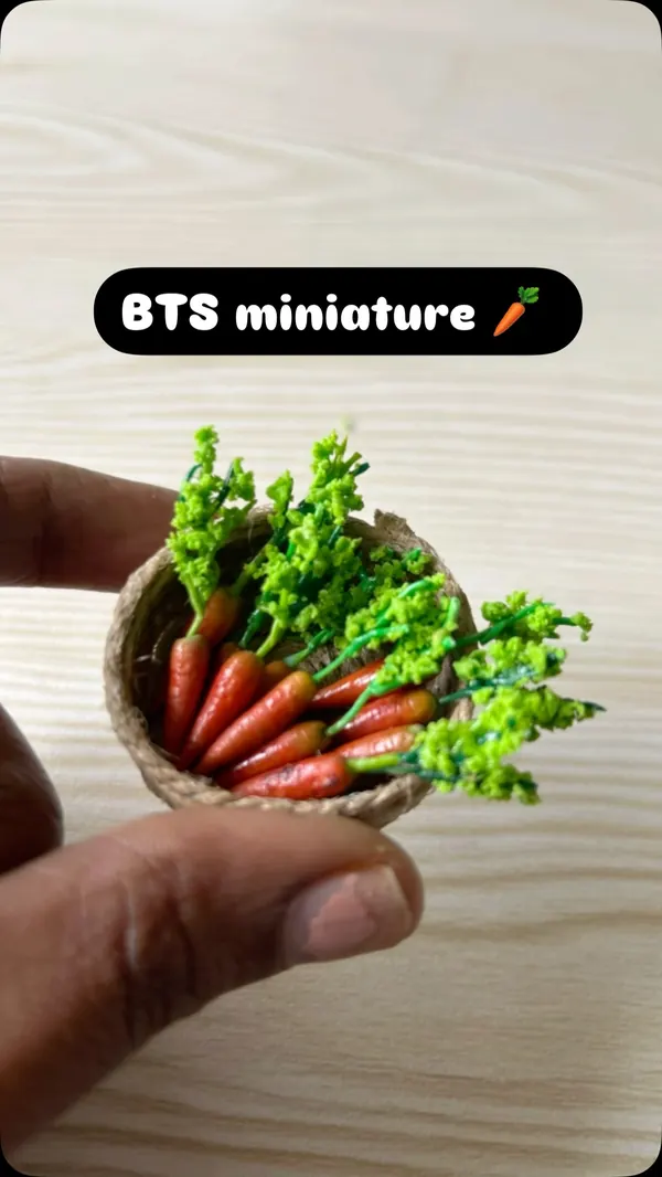 Miniature 010