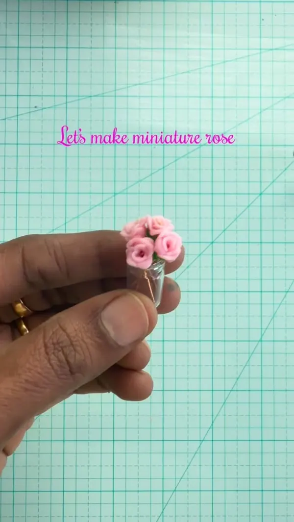 Miniature 030