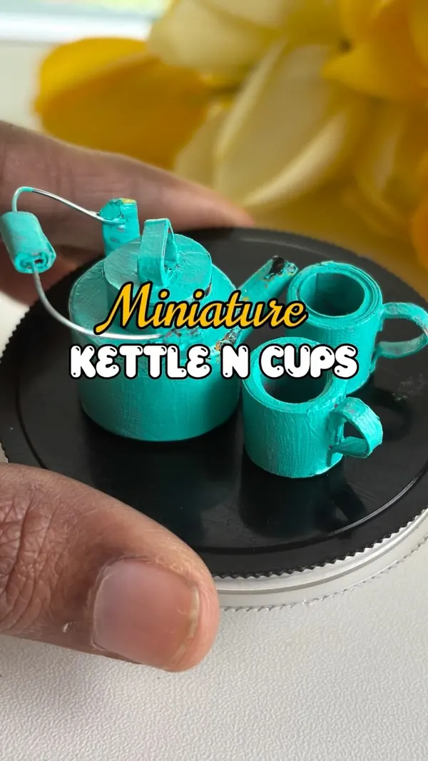 Miniature 037